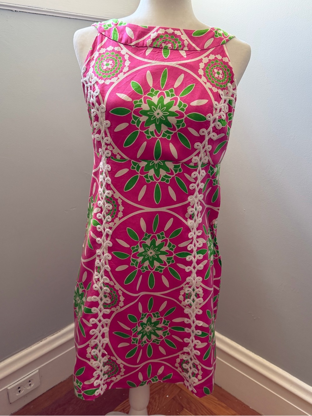 Lilly Pulitzer Pink Green Silk Medallion Shift Dress Size 8